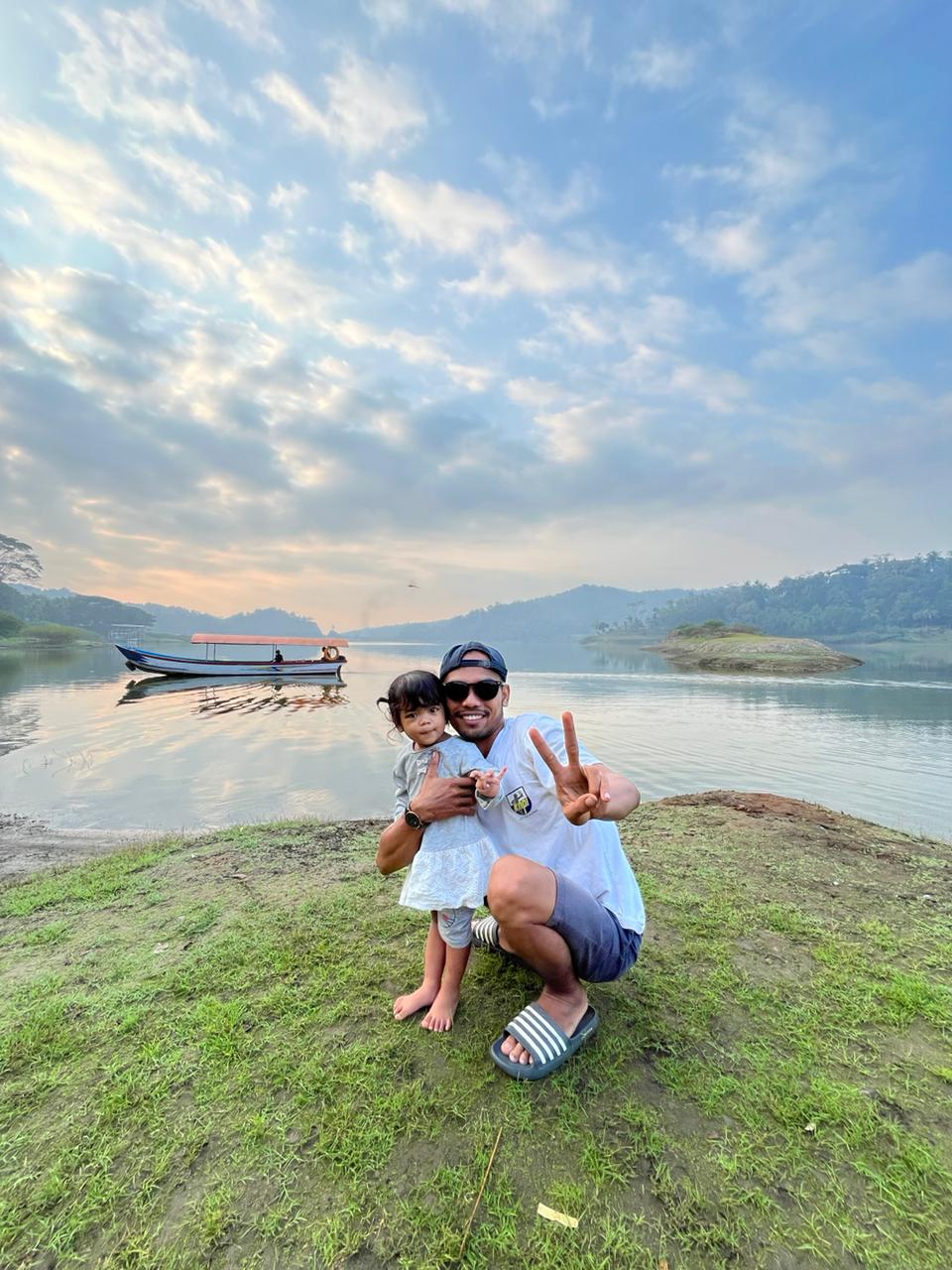 Keseruan Camping di Waduk Sermo, Sunrise Indah yang Sayang Jika Dikewatkan Keseruan Camping di Waduk Sermo, Sunrise Indah yang Sayang Jika Dikewatkan