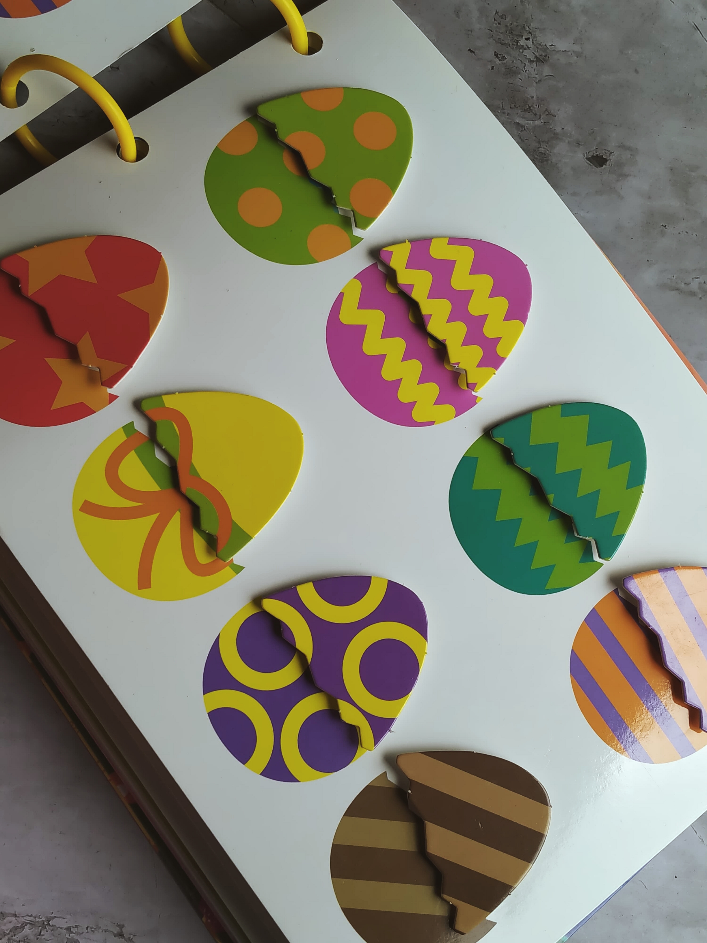 Ini Dia 5 Manfaat Busy Book untuk Anak Balita! Perlahan Bantu Lepas dari Gadget