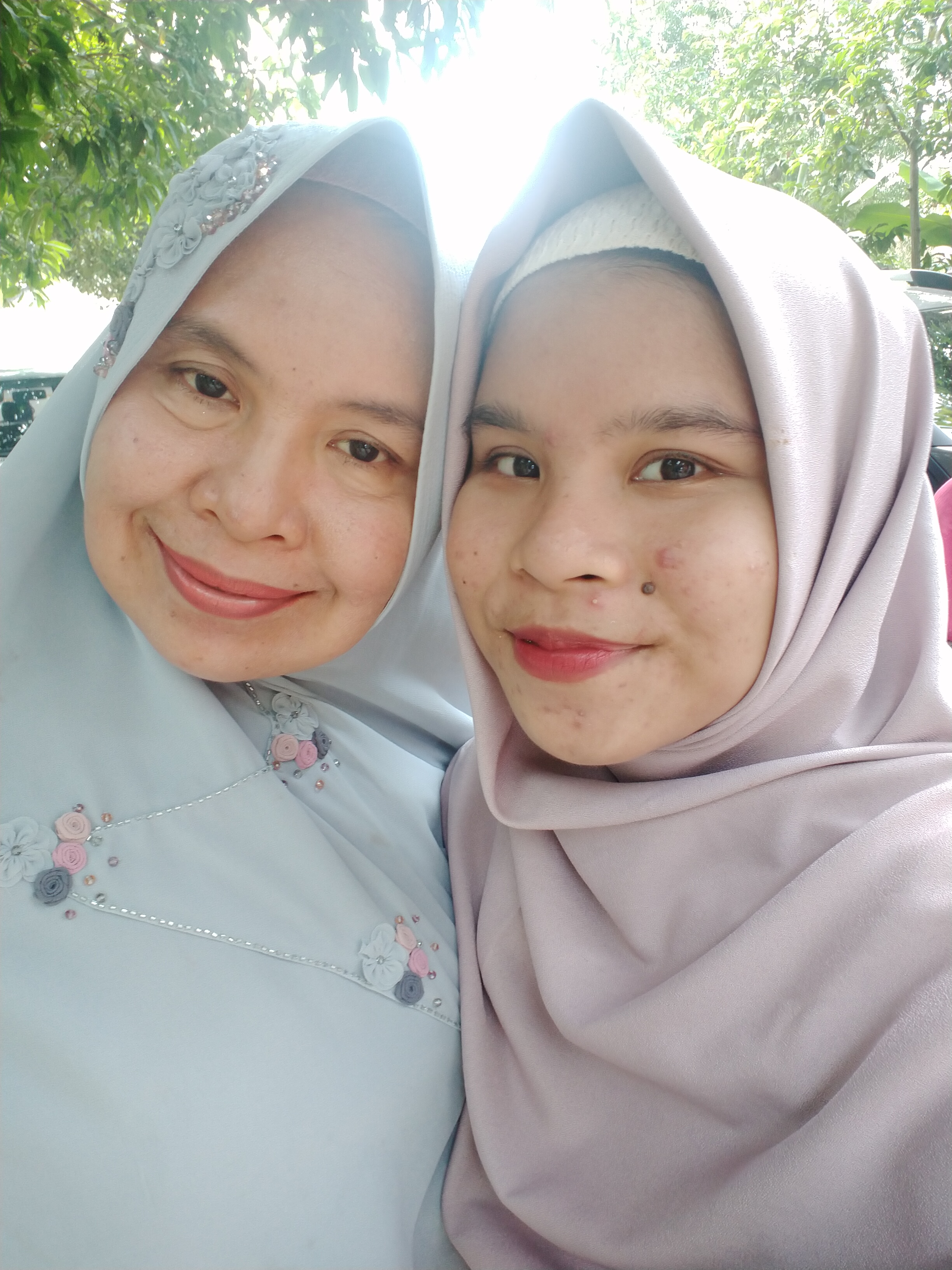 Serba-serbi Hari Ibu, Memasak Nasi Pakai Rice Cooker Miyako Hingga Belajar Parenting Santai Ala Nikita Willy