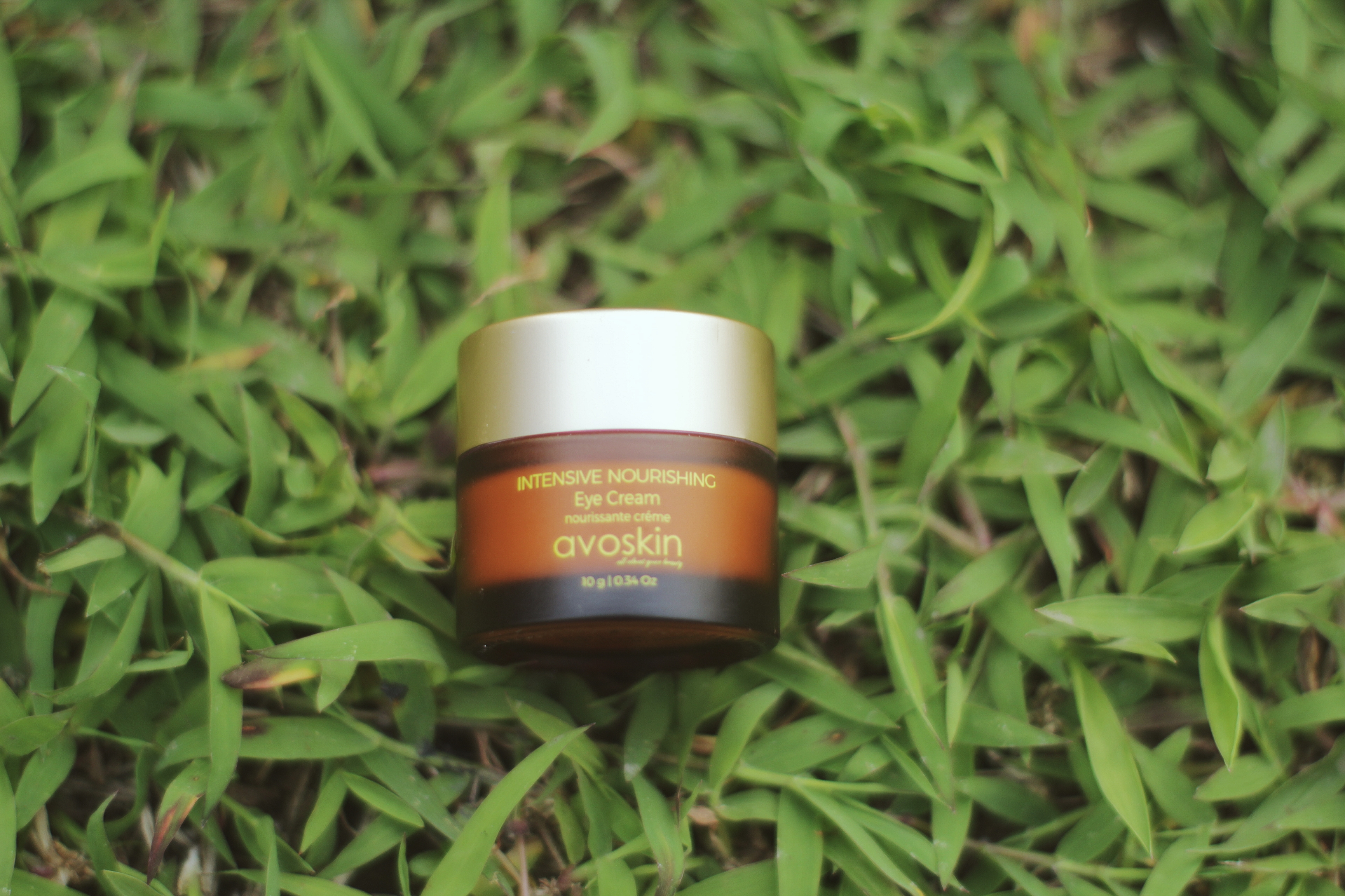 Avoskin Intensive Nourishing Eye Cream, Solusi Tepat Hilangkan Masalah Kulit di Area Mata