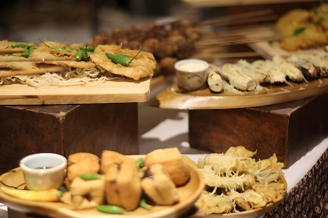 Sambut Hari Kemerdekaan Republik Indonesia, Lounge Hotel Grand Diamond Hadirkan Menu Angkringan Sambut Hari Kemerdekaan Republik Indonesia, Lounge Hotel Grand Diamond Hadirkan Menu Angkringan